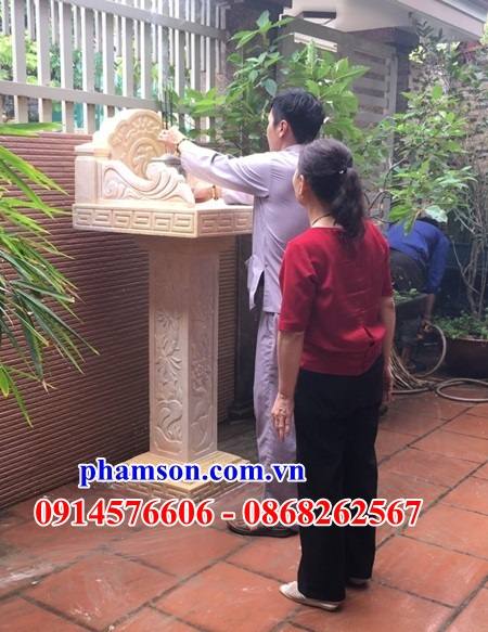 Cách đặt bàn thờ thiên ngoài trời bằng đá vàng tự nhiên nguyên khối chuẩn phong thủy