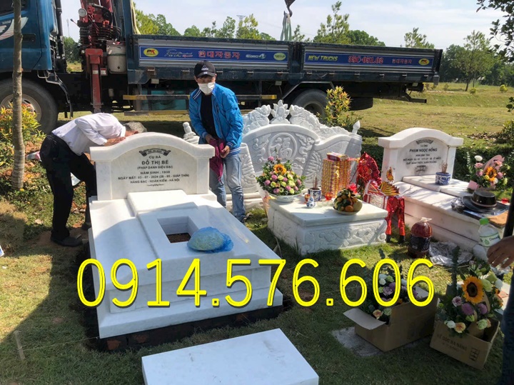 Mộ Song Thân Phụ Mẫu Cha Mẹ Bằng Đá Xanh Rêu, Kích Thước Mộ Đá Gia Đình Dòng Họ, Giá Bán Mộ Đá Vàng Tự Nhiên Cụ Tổ Gia Tộc, Mộ Đá Hoa Cương Đen Dành Cho Liệt Sỹ, Huyệt Mộ Đá Trắng Người Mất Trẻ, Mộ Đá Phật Giáo Tam Cấp Đơn Giản, Địa Chỉ Cơ Sở Bán Mộ Đá Đạo Công Giáo, Mộ Phu Thê Bằng Đá Xanh Ngọc Không Mái, Mộ Đá Khối Khu Lăng Mộ Gia Tộc Có Mái Che, Mẫu Mộ Úp Chụp Bằng Đá Nguyên Khối, 