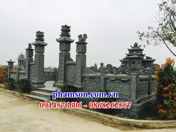 Mẫu khu lăng mộ bằng đá xanh rêu thiết kế đẹp tại Bắc Giang