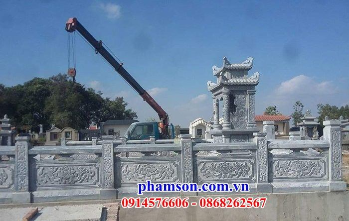 Mẫu lan can hàng rào khu lăng mộ bằng đá xanh Thanh Hoá tự nhiên nguyên khốiMẫu lan can hàng rào khu lăng mộ bằng đá xanh Thanh Hoá tự nhiên nguyên khối