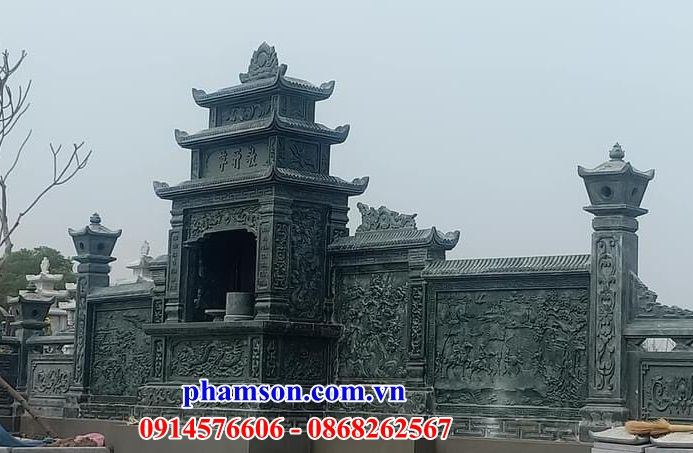 Mẫu mộ bằng đá xanh nguyên khối rêu điêu khắc hoa văn tinh xảo tại Nam Định