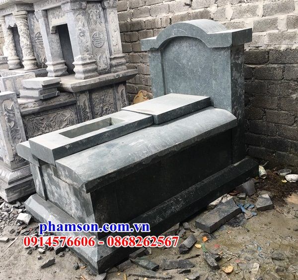 03 Mẫu mộ đá đơn giản không mái hiện đại tam cấp nguyên liền khối đẹp bán Quảng Ninh