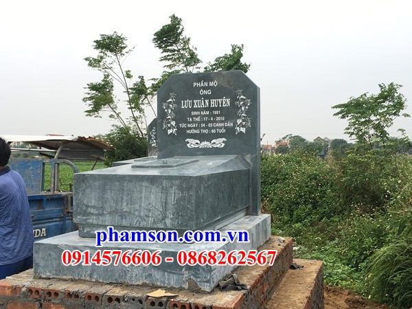 03 Mẫu mộ đá ninh bình đơn giản không mái hiện đại tam cấp nguyên liền khối đẹp bán Quảng Ninh
