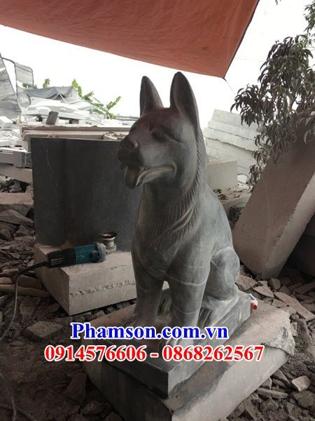 04 Mẫu chó phong thủy canh cổng trấn yểm bằng đá xanh ninh bình đẹp bán tại Hưng Yên