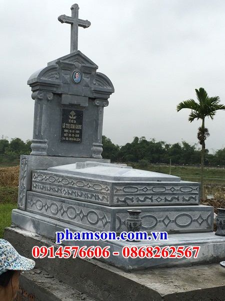 21 Mộ đá xanh nghĩa trang khu lăng cất giữ để hũ tro hài cốt gia đình dòng họ ông bà bố mẹ ba má công giáo đạo thiên chúa đẹp bán tại kon tum
