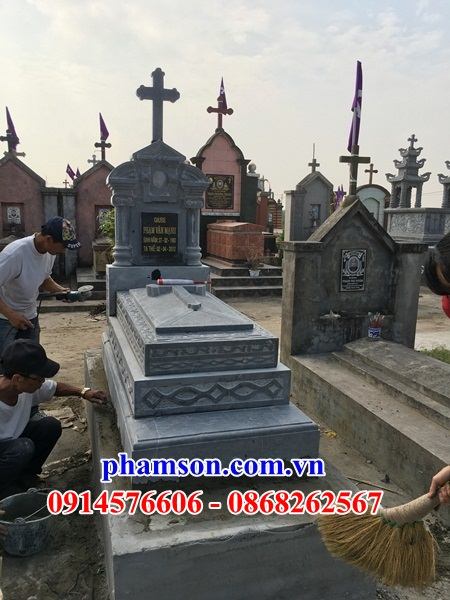 27 Mộ đá xanh nghĩa trang khu lăng mồ mả cất giữ để hũ tro hài cốt gia đình dòng họ ông bà bố mẹ ba má công giáo đạo thiên chúa đẹp bán tại Quảng Ngãi