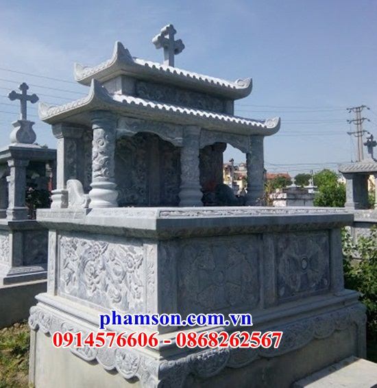 28 Mộ đá đôi hai ba ngôi liền nhau nghĩa trang khu lăng mồ mả cất giữ để hũ tro hài cốt gia đình dòng họ ông bà bố mẹ ba má công giáo đẹp bán tại Quảng Nam