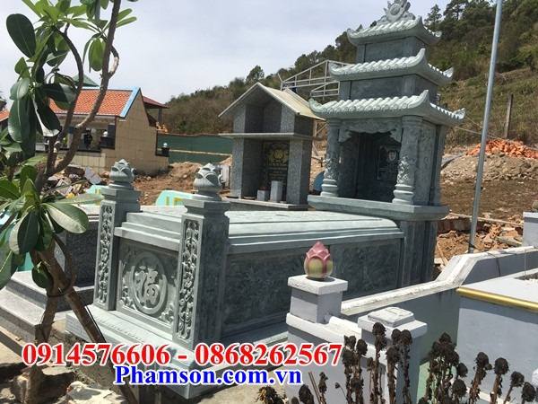 38 Mộ mồ mả cất giữ để hũ hộp đựng tro hài cốt gia đình ông bà bố mẹ má ba mái bằng đá xanh rêu đẹp bán tại Bình Phước