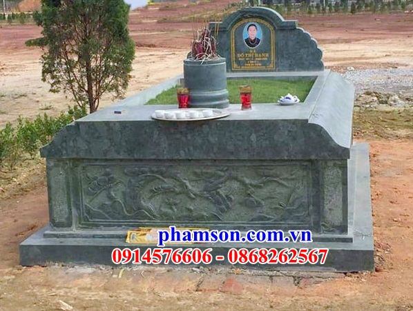 49 Khu lăng mộ gia tiên tiền tổ bằng đá xanh rêu chạm khắc hoa văn tinh xảo tại Lai Châu