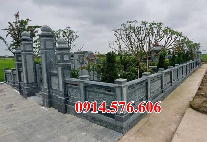 58 Tường rào đá khu lăng mộ đá xanh tại Tuyên Quang