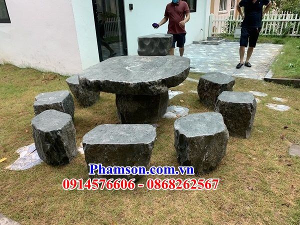 77 giá bộ bàn ghế bằng đá đặt ngoài sân vườn tại lai châu