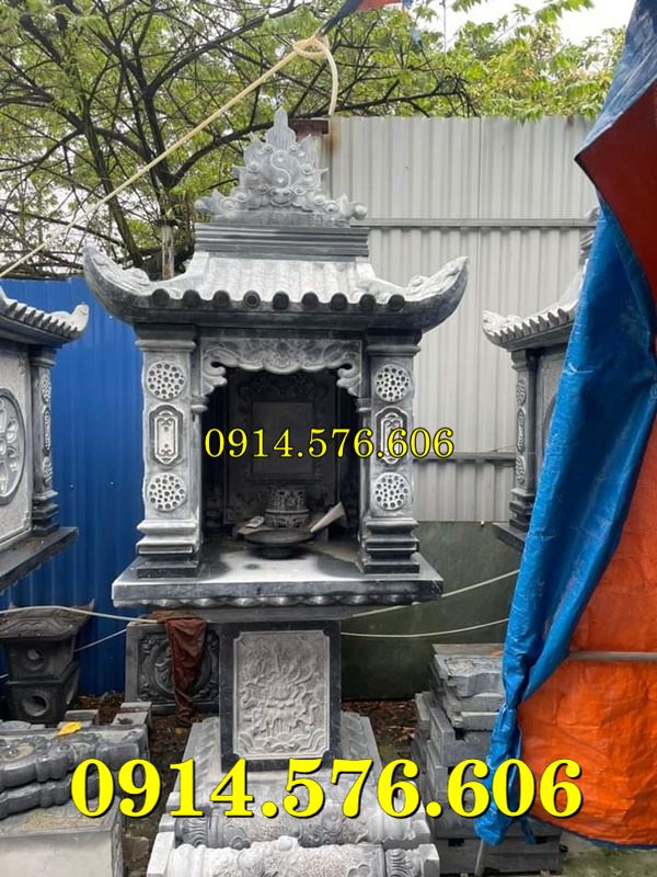 Bàn Thờ Đá Ngoài Trời Tại Bình Định