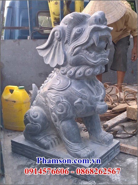 05 tượng nghê canh cổng đình chùa bằng đá tại Quảng Ninh