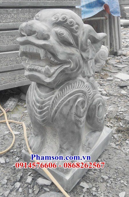 05 tượng nghê canh cổng đình chùa đền miếu bằng đá xanh Thanh hóa tại Quảng Ninh