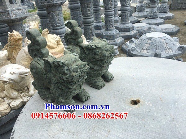 Mẫu tượng nghê cổ nhà thờ đình đền chùa miếu khu lăng mộ bằng đá xanh rêu