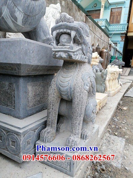 Thiết kế 09 nghê canh cổng khu lăng mộ bằng đá liền khối tại Phú Thọ