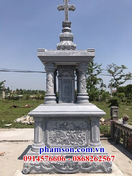 27 lăng mộ đá nguyên khối hai mái công giáo tại Nghệ An