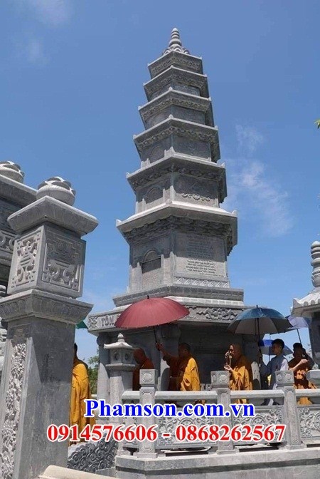 70 tháp đá sư thầy cất để hài cốt tại Tây Ninh