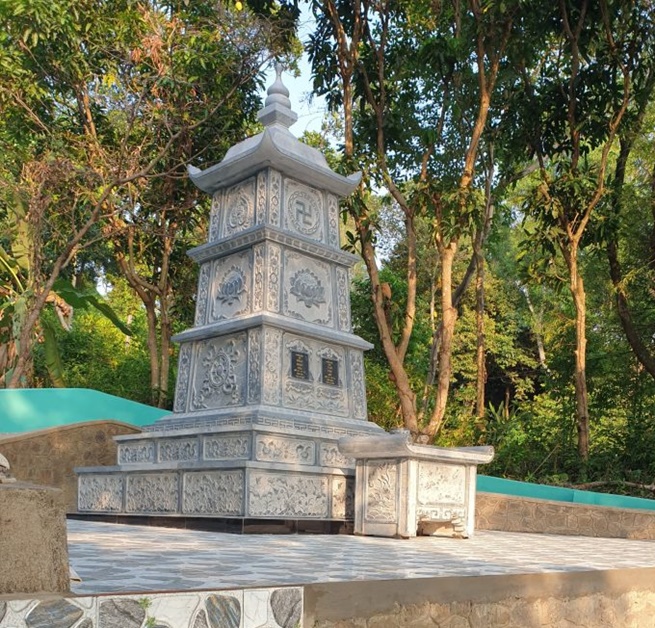 Tháp Để Tro Cốt Ông Bà Bố Mẹ , Tháp Đựng Tro Cốt Gia Đình Dòng Họ, Tháp Để Tro Cốt Nhỏ Đá Xanh Rêu , Tháp Phật Giáo Đá Trắng Lục Giác, Bảo Tháp Phật Giáo Đá Cẩm Thạch Bát Giác , Giá Bán Tháp Lục Giác Đá Granite, Cơ Sở Đại Lý Tháp Đá Trắng Vàng Xanh