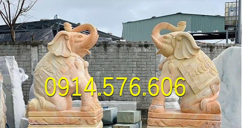 Mẫu voi đá phong thủy đẹp nhất hiện nay, Tượng voi đá tự nhiên nguyên khối đặt trong đình chùa, báo giá cặp voi chầu đá xanh trong sân đình, thiết kế Voi đá đặt trước cổng nhà từ đường, sản xuất mẫu voi bằng đá xanh cẩm thạch theo yêu cầu