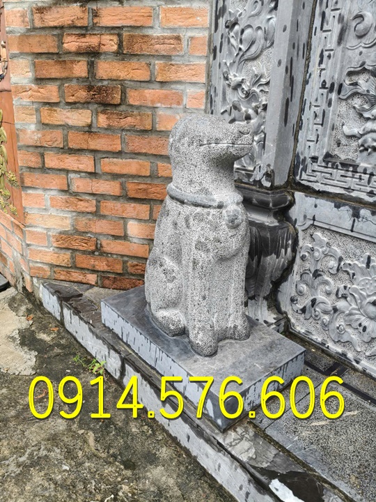 Tượng Chó Đá Nguyên Khối Đẹp Giá Rẻ, Xưởng Sản Xuất Mẫu Chó Đá Phong Thủy, Kích Thước Chó Đá Cổ Thời Lý, Chó Đá Xanh Xám Đặt Trước Nhà, Chó Trấn Trạch Bằng Đá Tự Nhiên Đẹp, Điêu Khắc Mẫu Chó Đá Hiện Đại Trước Nhà Gỗ