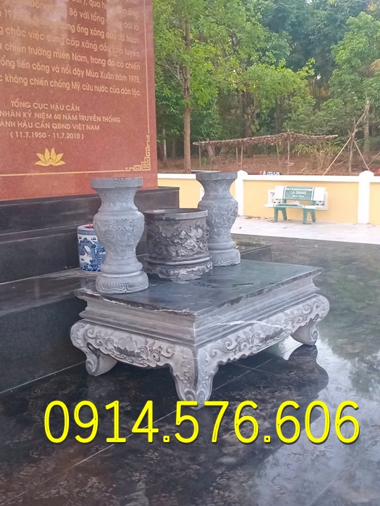 Bàn Lễ Đá Tự Nhiên Nguyên Khối Giá Rẻ, Bàn Đá Đặt Lễ Xanh Trắng Vàng Hiện Đại, Kích Thước Bàn Lễ Đá Hoa Cương Theo Phong Thủy, Giá Bán Bàn Lễ Bằng Đá Ngoài Nghĩa Trang Dòng Họ, Đại lý Cơ Sở Xưởng Sản Xuất Bàn Lễ Đá
